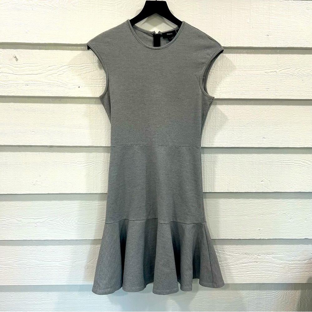 THEORY Ponte Essential Flare Striped Dress Gray Size 4
